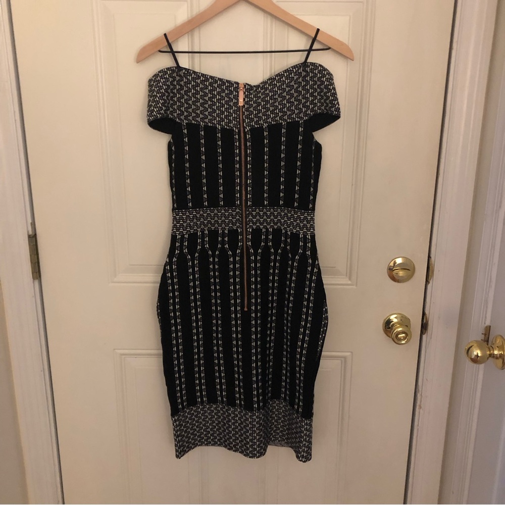 NWT Ted Baker Yolinii Bardot Off-the-Shoulders Bodycon Dress TB 1 - Picture 12 of 13
